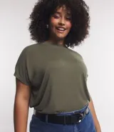 Blusa tipo muscle tee de Ashua, confeccionada en tejido ribana con textura acanalada, cuello redondo y diseño sin mangas.