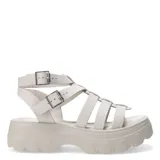 Sandalias tipo franciscanas de cuero negro con plataforma track y doble tira con hebilla metálica en el tobillo.