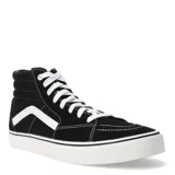 Championes tipo botita de lona color negro, con diseño de caña alta, cordones blancos y suela de goma blanca con detalle de línea negra. Presenta una franja lateral blanca característica.