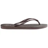 Chancletas Havaianas modelo Slim Gloss color gris con acabado brillante con purpurina y tiras finas texturizadas.