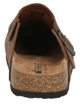 Zuecos de cuero marrón RKF con diseño destalonado, punta redonda y tira ajustable con hebilla metálica en el empeine. Cuenta con plantilla anatómica de corcho y suela de goma.