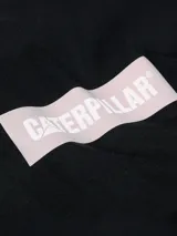 Remera corta de jersey de algodón negro, con cuello redondo de rib y estampa frontal de caja con logo reflectante de Caterpillar.