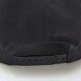 Gorra de béisbol de algodón color negro, con diseño clásico de seis paneles y visera curva.