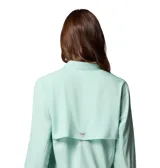Camisa de manga larga Columbia modelo Tamiami II LS Shirt, de color verde menta, con tecnología Omni-Shade y Omni-Wick, cuello camisero, cierre frontal de botones y bolsillo en el pecho con solapa.