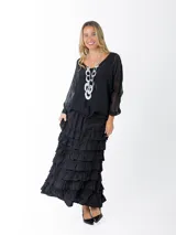 Blusa color gris claro de seda italiana, talle único oversized, con forro elastizado, mangas 3/4 y escote en V.