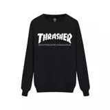 Buzo negro de manga larga con cuello redondo y logo Thrasher Skate Mag en blanco en el pecho.