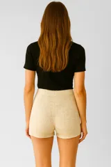 Short de tejido de punto, de calce ajustado al cuerpo y tiro medio.