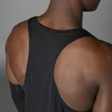 Musculosa de running Adidas Adizero Essentials, color negro, con corte ajustado, cuello redondo y espalda deportiva racer-back. Incorpora tecnología AEROREADY para la absorción del sudor.