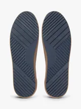 Zapatillas Tommy Hilfiger modelo Harlem Core Cleat de color blanco, con suela de goma marrón y detalles distintivos de la marca.