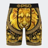 Calzoncillos bóxer negros con estampado de león dorado y grecas doradas. Cintura elástica negra con logo PSD en dorado.