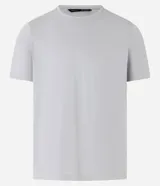 Remera básica de corte slim para hombre, confeccionada en suave algodón peruano. Presenta cuello redondo y mangas cortas, con un diseño liso y versátil.