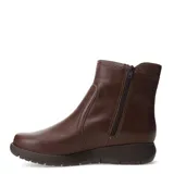 Botas de caña corta Bottero modelo Napoli, confeccionadas en cuero color marrón, con suela plana y cierre lateral interno.