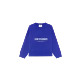 Sweater de tejido de punto color azul klein, de manga larga, con cuello redondo y diseño holgado. Cuenta con la inscripción "EME STUDIOS" y "curated by ben ice" en el pecho en color blanco.