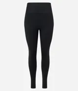 Legging deportiva de tiro alto confeccionada en microfibra, con diseño ajustado y cintura elástica ancha. Presenta un acabado liso sin costuras frontales, ofreciendo soporte y flexibilidad para actividades físicas.