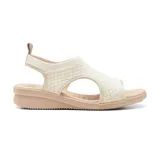 Sandalia de confort Usaflex modelo Vienna, color beige, con capellada tejida y ajuste elástico en el talón.