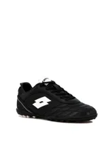 Championes de fútbol 5 Lotto Milan-TF para hombre, color negro con el logo de la marca en blanco en el lateral, diseñados con suela de tapones bajos para superficies sintéticas.
