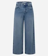Pantalón de jean de corte wide leg, tiro medio y lavado azul claro, confeccionado en algodón con bolsillos funcionales.