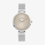 Reloj analógico Jacques Lemans de la línea Milano, con caja de acero inoxidable y malla de acero tipo milanesa. Presenta una esfera de color champán con índices minimalistas y agujas plateadas.