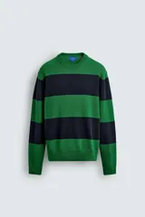 Jersey de punto de algodón con diseño de rayas horizontales anchas en color verde y azul marino. Presenta cuello redondo, manga larga y terminaciones en rib.