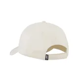 Gorra de béisbol Puma color gris oscuro, con diseño de seis paneles, visera curva y logo metálico de la marca en el lateral.