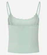 Blusa de breteles finos confeccionada en poliamida seamless texturizada de color verde menta, con escote redondo adornado con encaje y una pequeña moña al frente.
