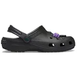 Zuecos Crocs Classic Clog NBA Lakers, color negro con logo de los Lakers y charms decorativos.