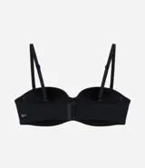 Soutien femenino modelo top, color piel, con copa hueca y tirantes removibles.