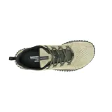 Championes Merrell modelo Wrapt, color verde oliva con suela negra. Diseño híbrido de caída cero con parte superior de piel de ante y malla transpirable, diseñado para imitar la forma natural del pie.