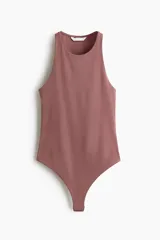 Body colaless sin mangas de punto suave, color malva, con escote alto y espalda nadadora.