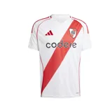 Camiseta de fútbol Adidas del Club Atlético River Plate, modelo Home temporada 24/25. Diseño blanco con la tradicional banda roja cruzada en el pecho, logo de Adidas y escudo del club.