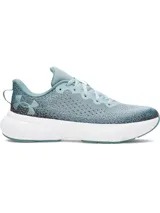 Championes de running Under Armour Infinite, con parte superior de tejido de punto transpirable en tono azul verdoso y entresuela blanca con tecnología de amortiguación UA HOVR.