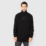 Sweater de punto grueso color negro, con cuello alto y cierre frontal parcial metálico. Presenta puños y ruedo acanalados, con un diseño de calce holgado.