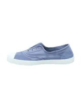 Zapatilla española ligera RKF modelo Greece, color azul, fabricada en algodón orgánico con puntera reforzada y suela de caucho natural.