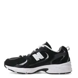Championes New Balance 530, diseño estilo running retro, color negro con detalles en gris y blanco, con la característica "N" en el lateral y entresuela con tecnología ABZORB.