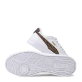 Championes Puma Court Lally Feline de color blanco, con diseño urbano y detalle lateral con estampa animal print de leopardo, además de la marca Puma en tono dorado.