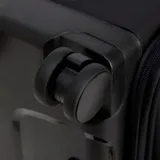 Valija de mano Caterpillar modelo Hybrid Cabin Trolley, de diseño híbrido en color negro con cuerpo de tela y estructura rígida, cuatro ruedas dobles y tirador telescópico.