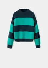 Jersey de punto de corte recto con diseño de rayas horizontales en verde y azul marino. Presenta cuello redondo y manga larga.