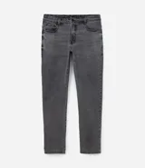 Pantalón de jean corte skinny, color gris oscuro, con cierre tradicional y bolsillos laterales y traseros.