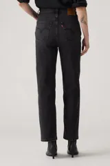 Jeans de tiro alto con corte recto y largo al tobillo, confeccionados en denim de algodón color negro lavado.