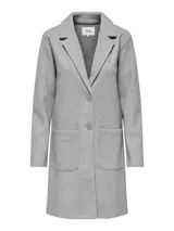 Blazer largo de corte recto y estilo minimalista, confeccionado en tejido de punto gris melange. Presenta cuello con solapas, cierre frontal de dos botones y dos bolsillos frontales de parche.
