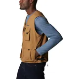 Chaleco utilitario Columbia color marrón, con múltiples bolsillos frontales con cierre y solapa, cierre frontal completo y logo de la marca en el pecho.