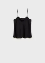 Top de tirantes finos con diseño recto y escote cuadrado, confeccionado en tejido satinado fluido.