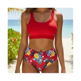 Top de bikini tipo crop top de color verde militar, con diseño deportivo y banda elástica en la base.