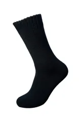 Pack de tres pares de medias de abrigo de caña larga, con diseño acanalado. Incluye un par negro, un par azul y un par gris.