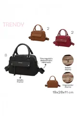 Cartera Trendy acolchada color bordó, de diseño estructurado, con doble asa de mano, bolsillo frontal con cierre y correa ajustable y desmontable.