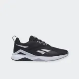 Championes deportivos Reebok Nanoflex TR 2, color negro con suela blanca y detalles plateados. Cuenta con parte superior de malla transpirable y suela de goma con soporte.