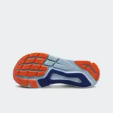 Championes de running Altra Provision 8, color celeste con detalles en azul marino y naranja.