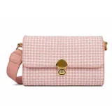 Cartera tipo bandolera con diseño de estampado de cuadros en tonos rosado y blanco. Cuenta con una solapa frontal con cierre metálico dorado y una correa ajustable de cuero sintético en color rosado.