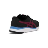 Championes de running Asics Streetwise para mujer, en color negro con detalles en rosado y un toque celeste en la suela.
