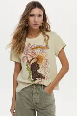 Remera de algodón manga corta con estampa frontal de inspiración exótica y diseño de tigre con sol y la inscripción 'Daydream'.